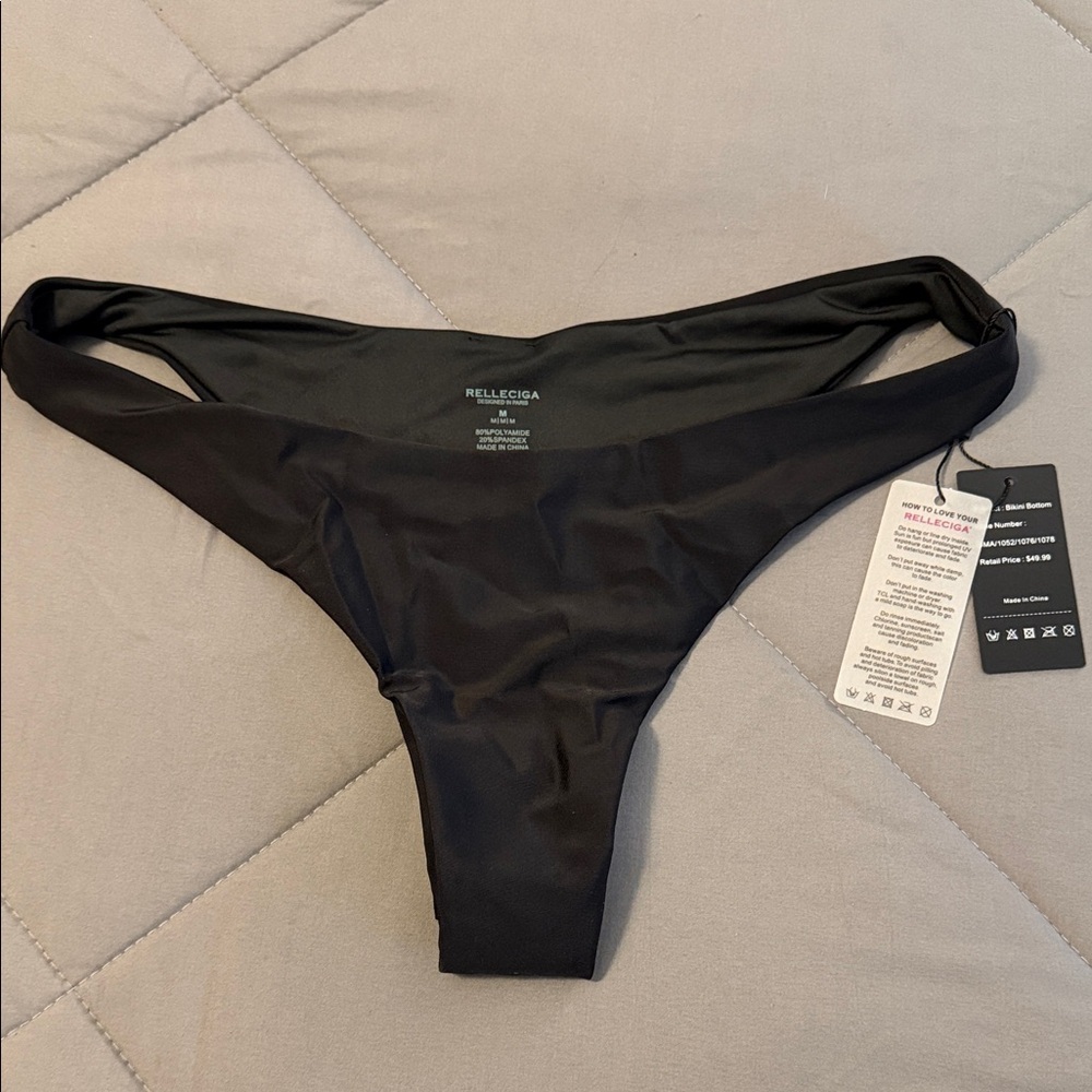 RELLECIGA Classic Black cheeky Bottom